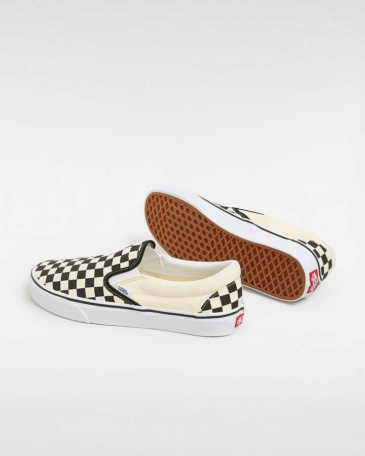 Men Vans Checkerboard Classic Slip On Shoes Black / White Malaysia | VN4670218